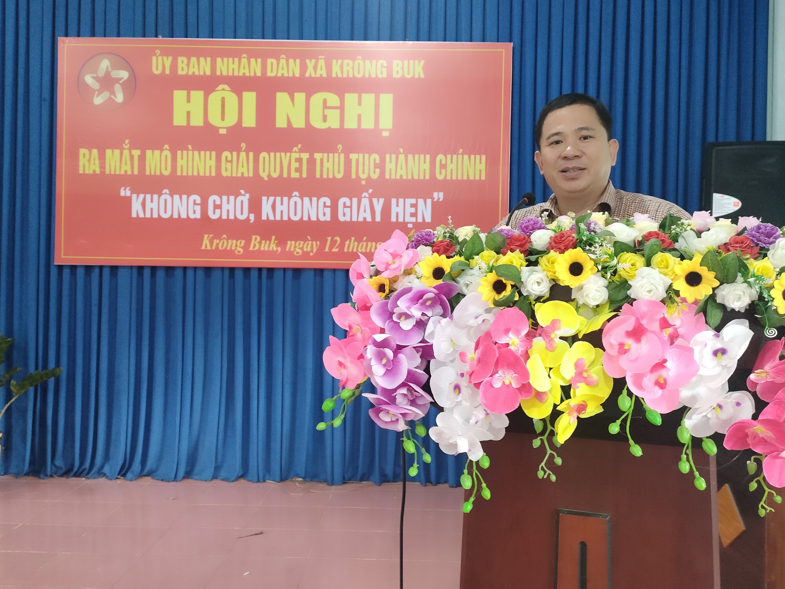 Ủy ban nhân dân xã Krông Buk ra mắt Mô hình "Không chờ, Không giấy hẹn"